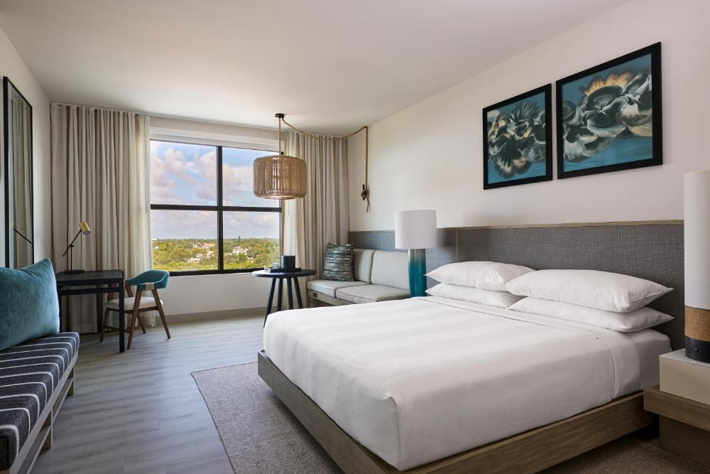 Standard King Room interior